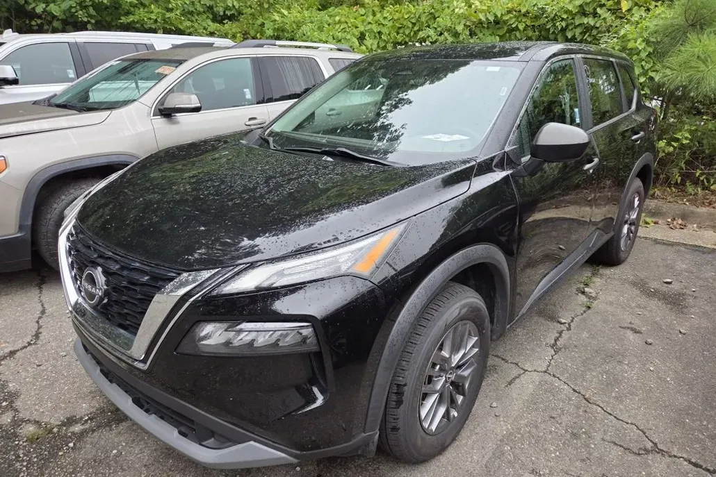 2023 Nissan Rogue S photo 1