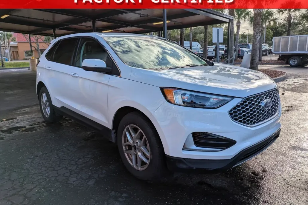 2023 Ford Edge SEL photo 1