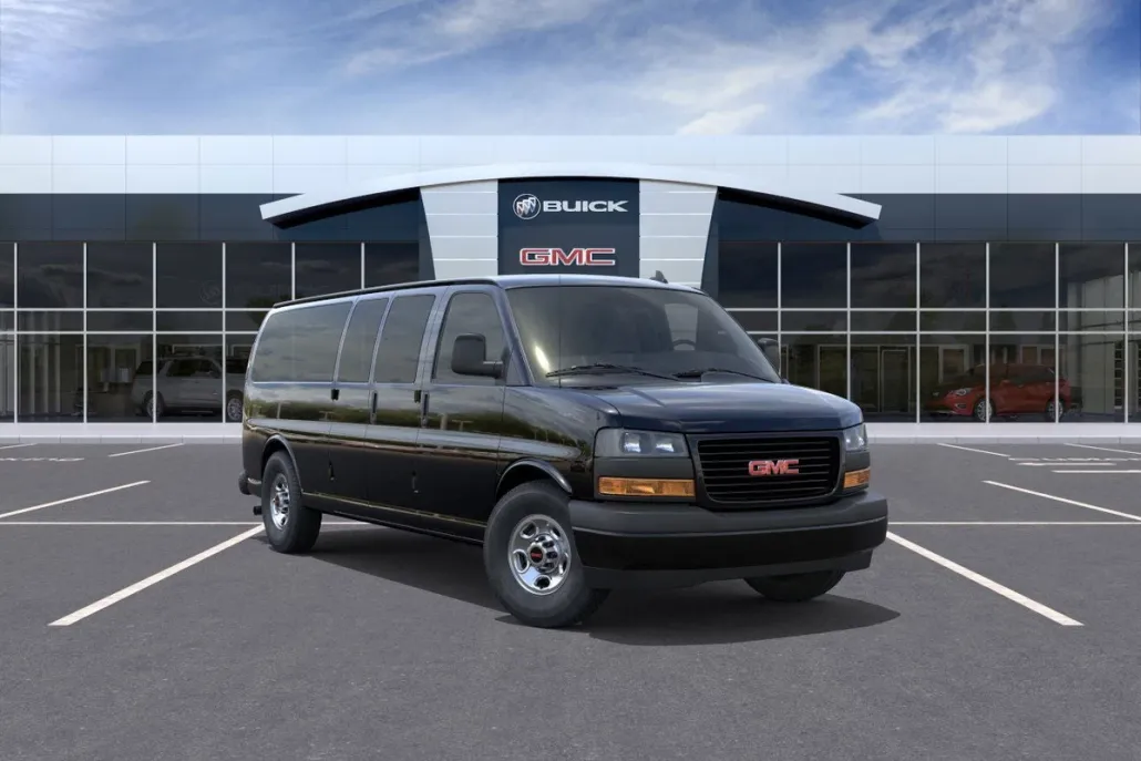 2025 Gmc Savana Cargo 2500 photo 1