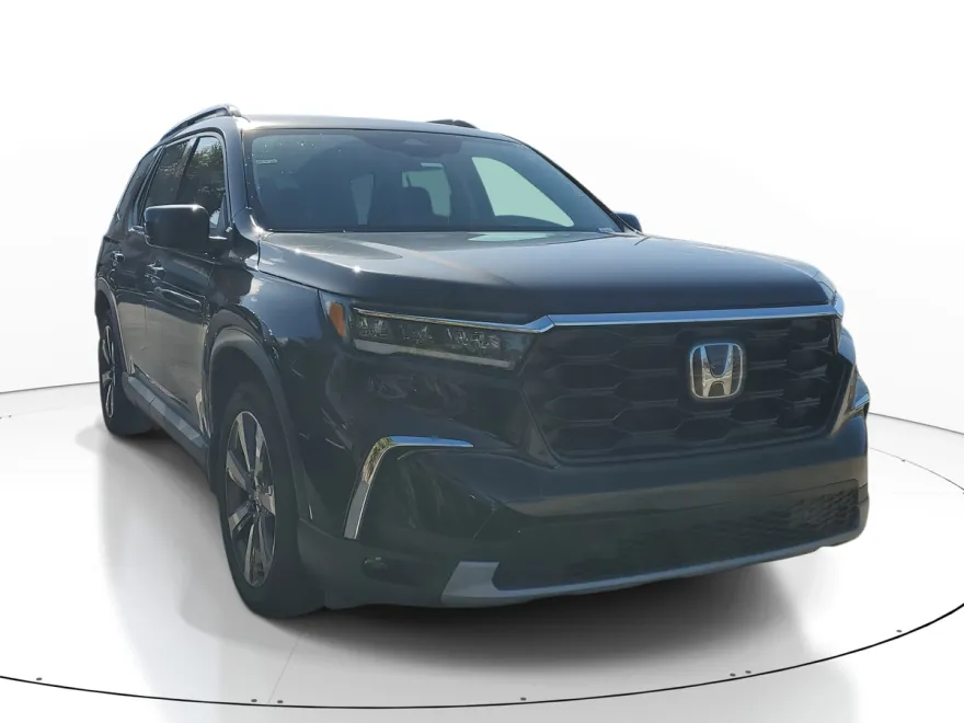 2024 Honda Pilot Touring photo 1