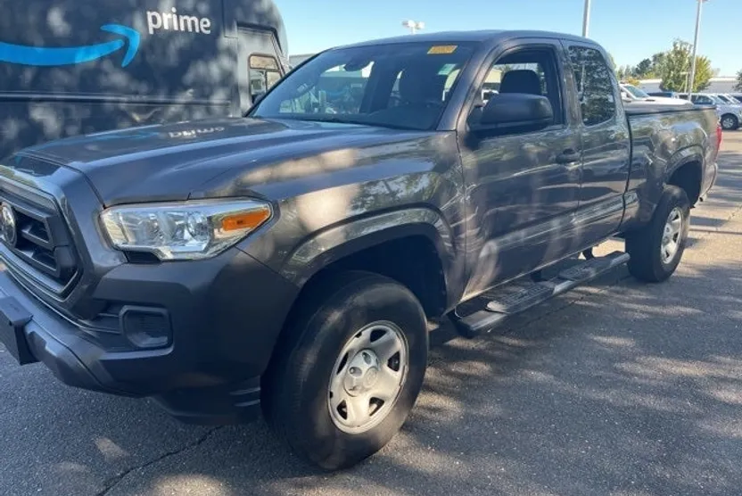 2020 Toyota Tacoma SR photo 1