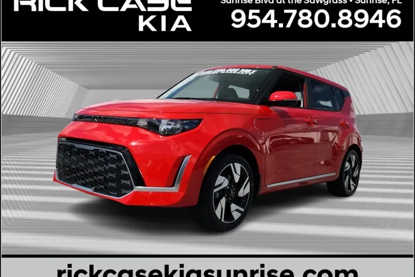 2025 Kia Soul GT-Line photo 1
