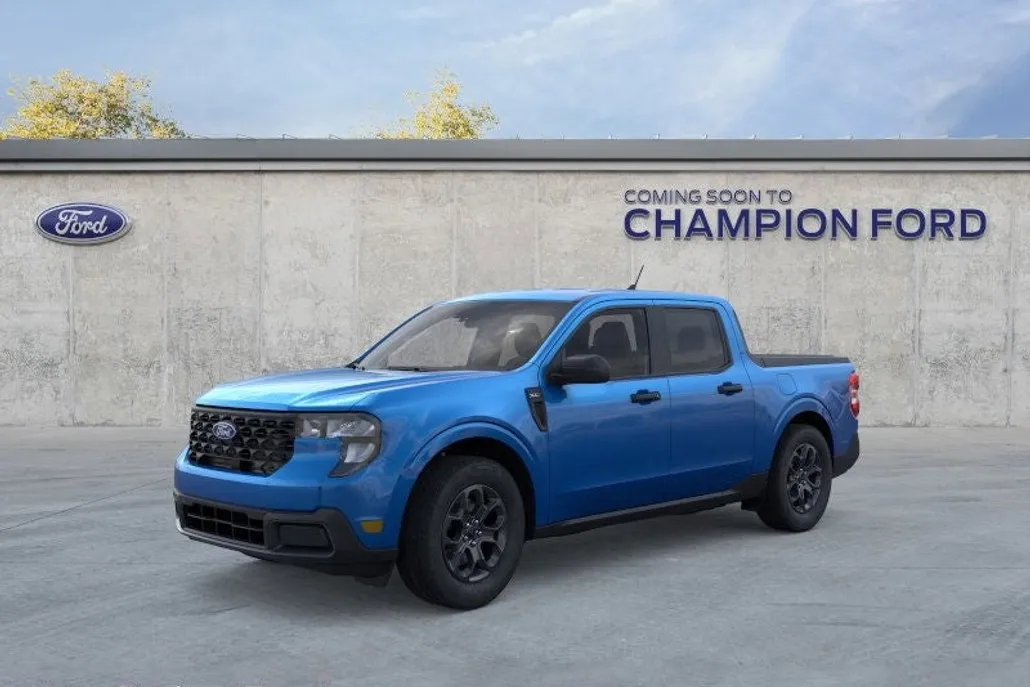2025 Ford Maverick XLT photo 1