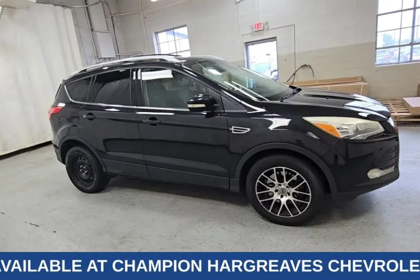 2013 Ford Escape Titanium photo 1