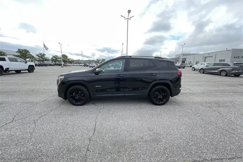 2022 Gmc Terrain AT4 photo 1