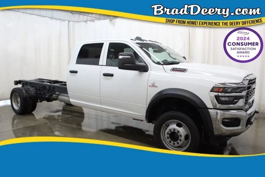 2025 Ram 5500 Tradesman photo 1
