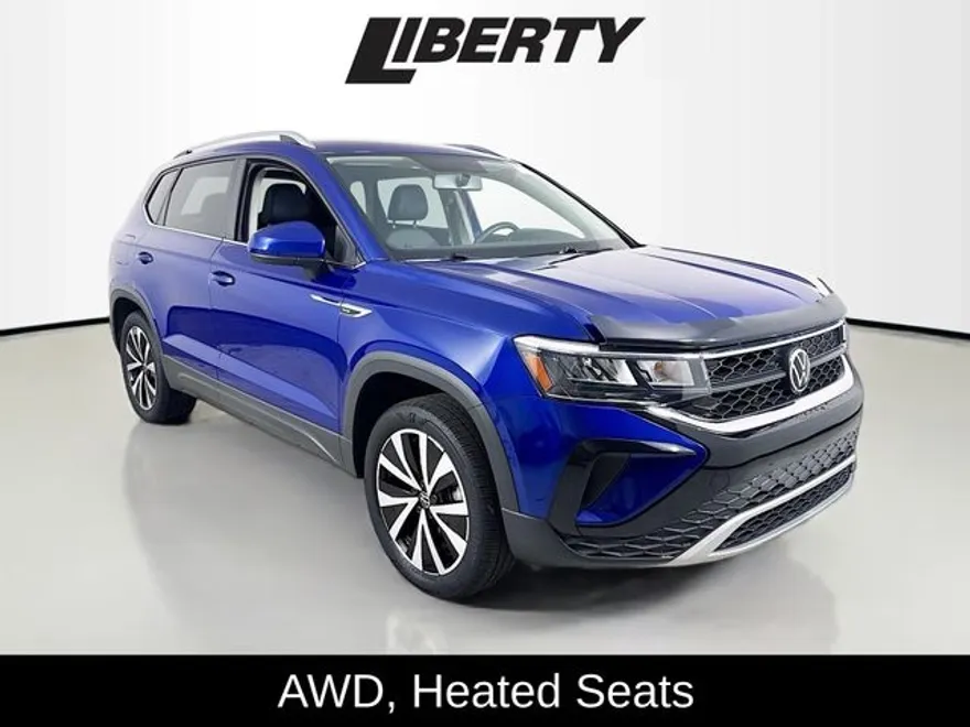 2022 Volkswagen Taos SE photo 1