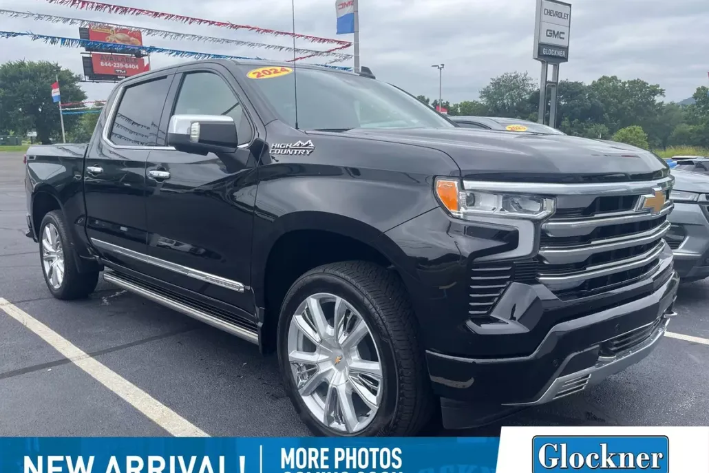 2024 Chevrolet Silverado 1500 High Country photo 1
