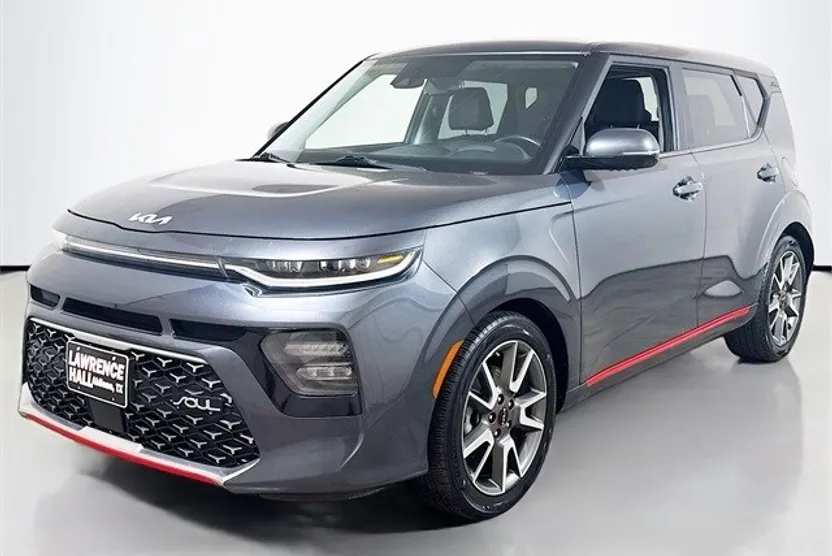 2022 Kia Soul GT-Line Turbo photo 1