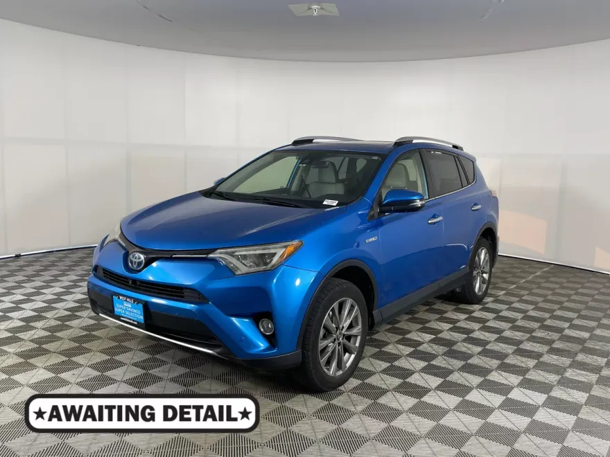 2016 Toyota RAV4 Hybrid Limited photo 1