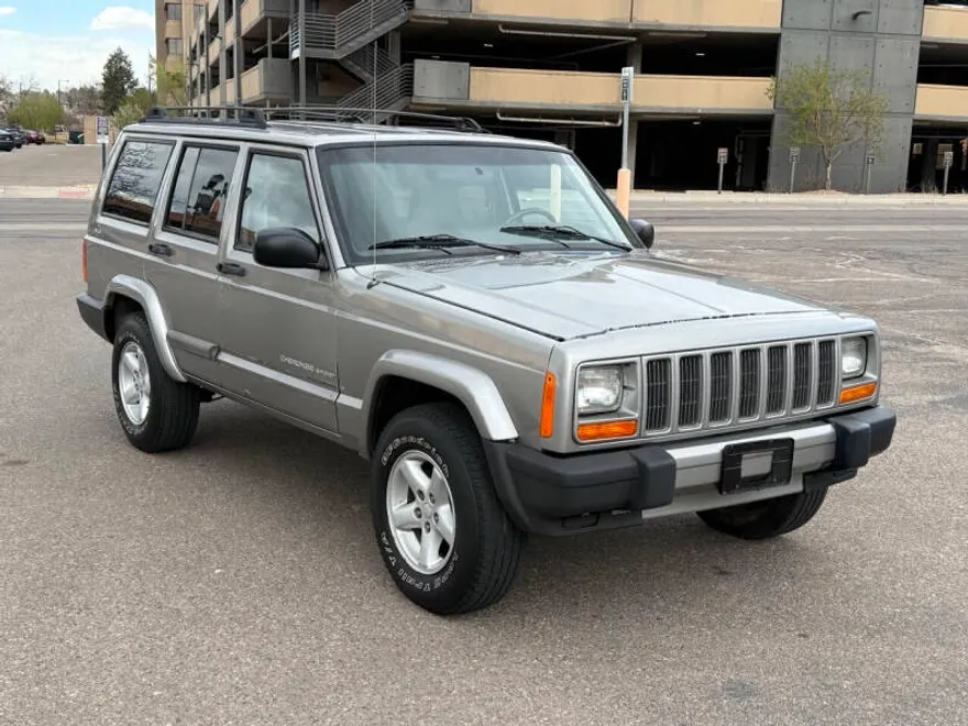 2000 Jeep Cherokee Sport photo 1