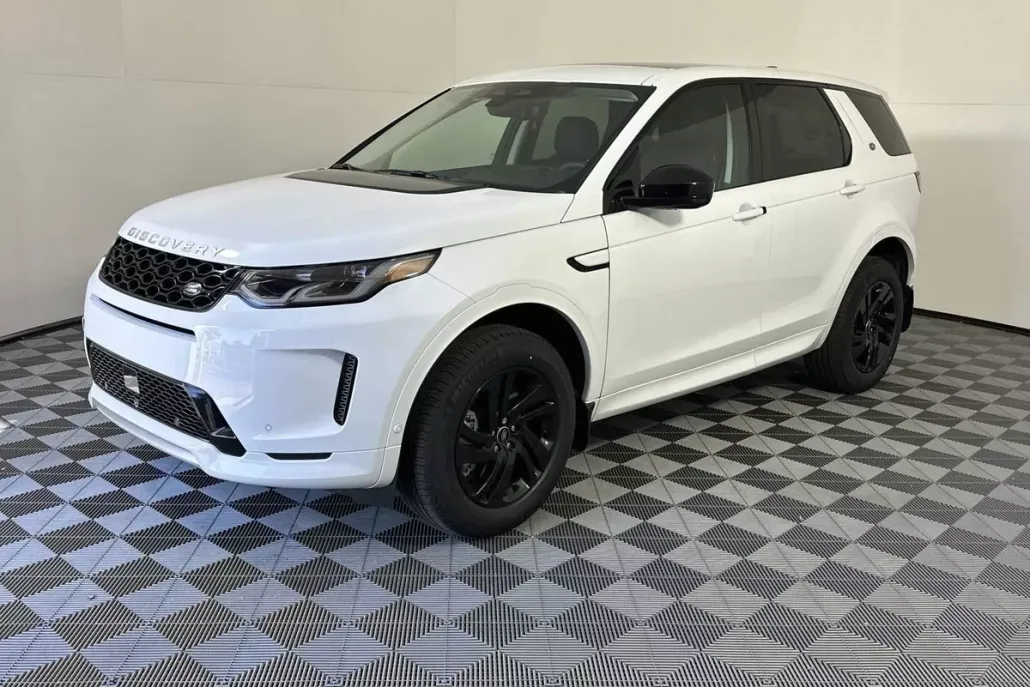 2025 Land Rover Discovery Sport S photo 1