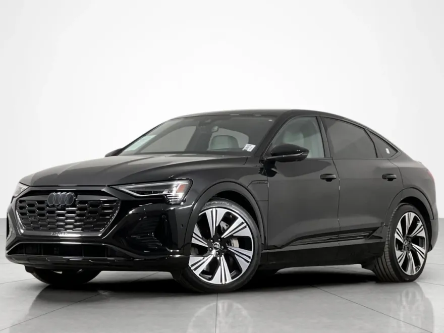 2024 Audi Q8 E-tron line Prestige photo 1