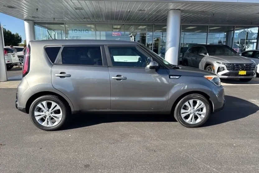 2016 Kia Soul Exclaim photo 1