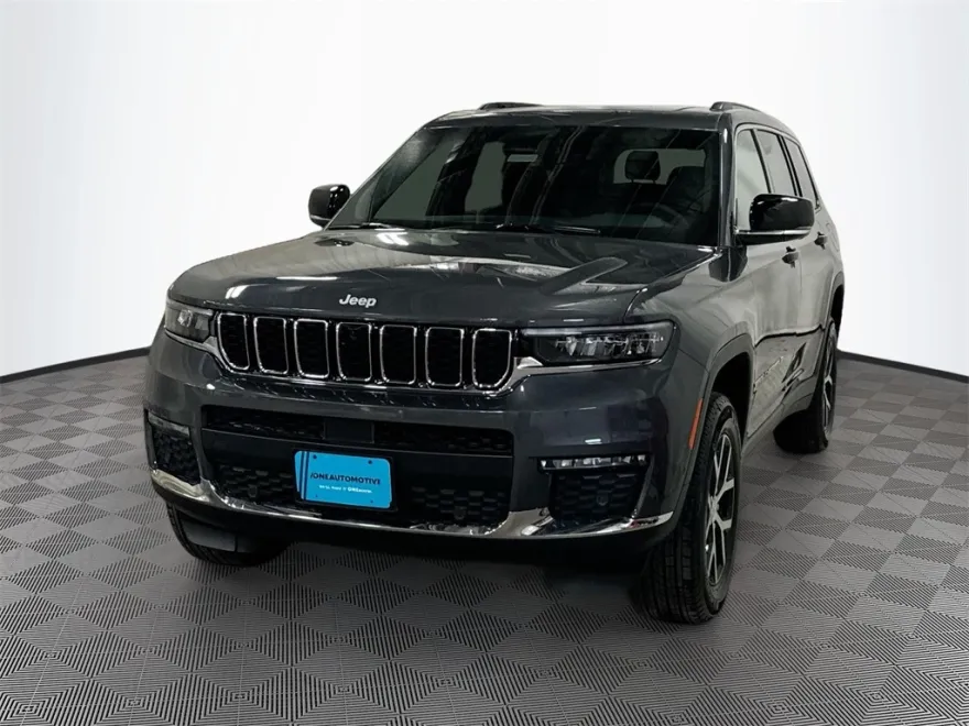 2025 Jeep Grand Cherokee Limited photo 1