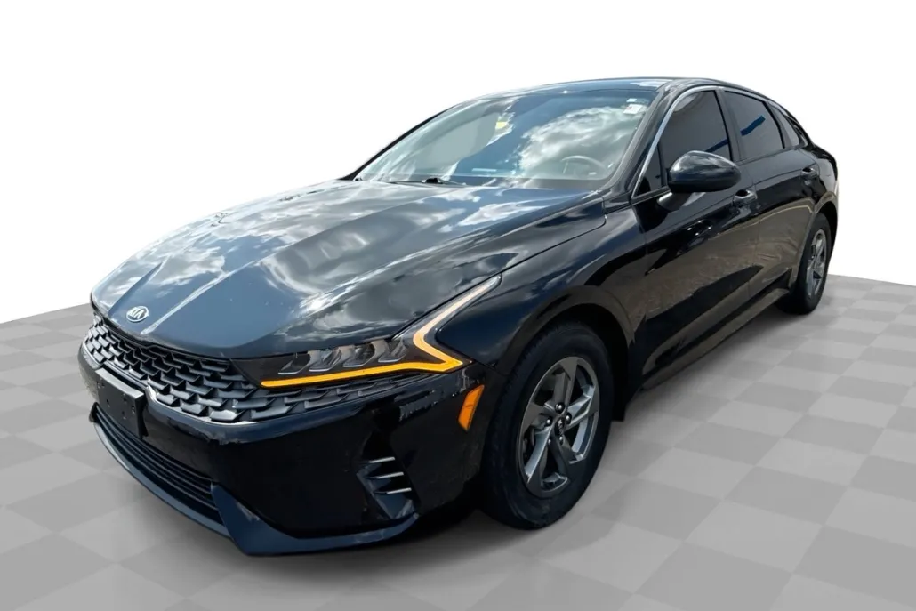 2021 Kia K5 LXS photo 1