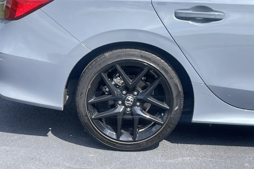 2023 Honda Civic Sport photo 1