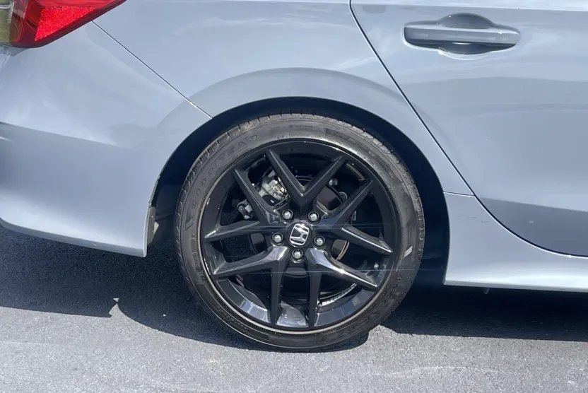 2023 Honda Civic Sport photo 1