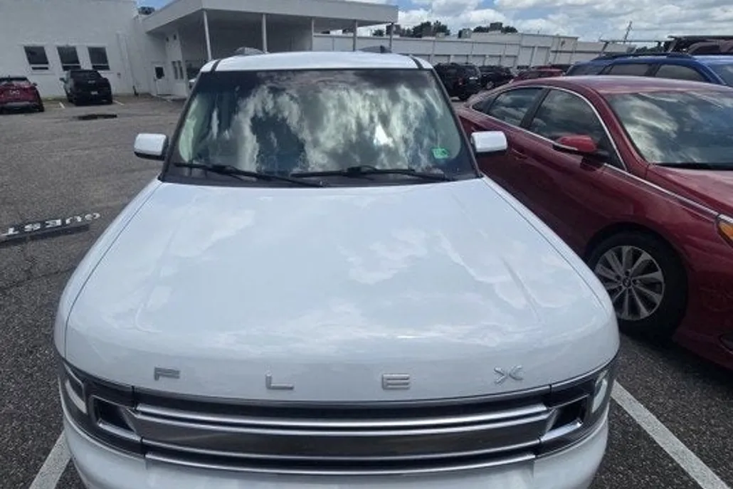 2018 Ford Flex Limited photo 1