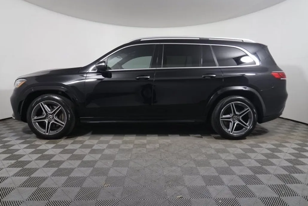 2022 Mercedes Benz GLS 450 4MATIC photo 1
