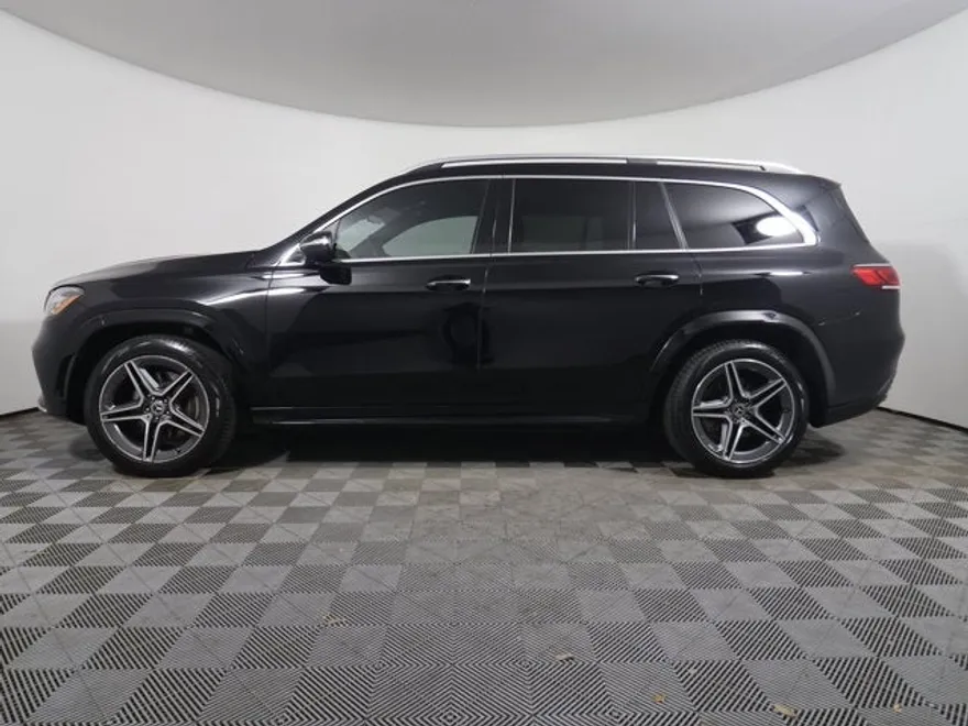 2022 Mercedes Benz GLS 450 4MATIC photo 1