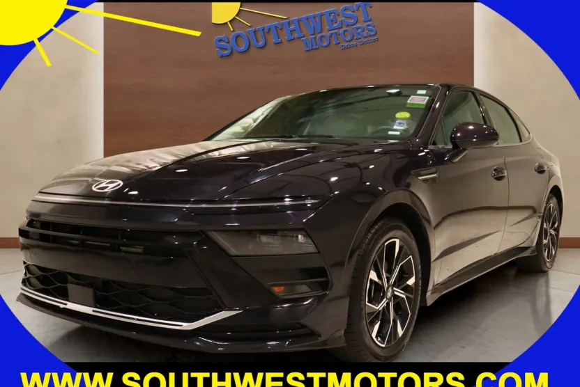 2025 Hyundai Sonata SEL photo 1