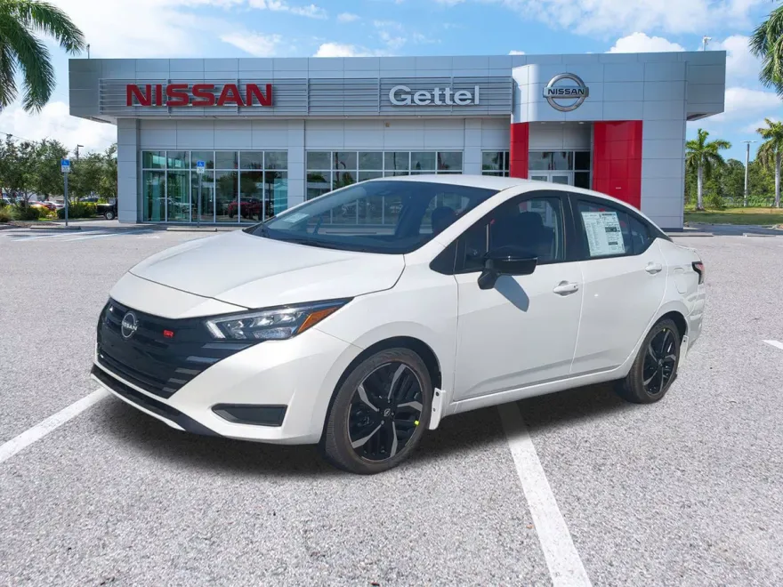 2025 Nissan Versa SR photo 1