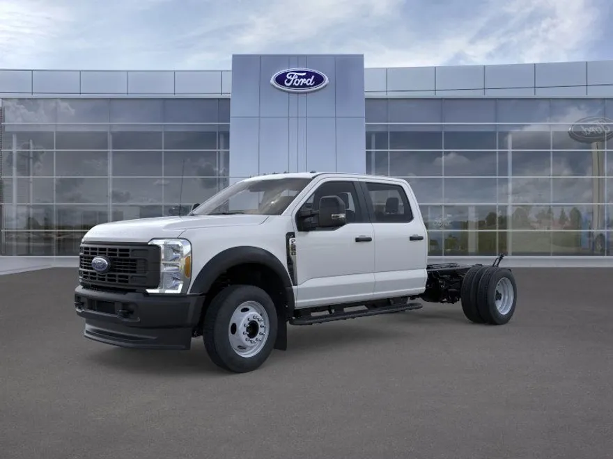2026 Ford F-550 photo 1