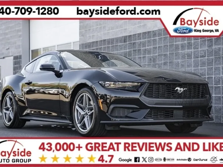 2025 Ford Mustang EcoBoost photo 1