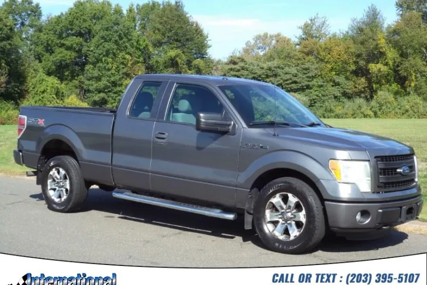2013 Ford F-150 STX photo 1