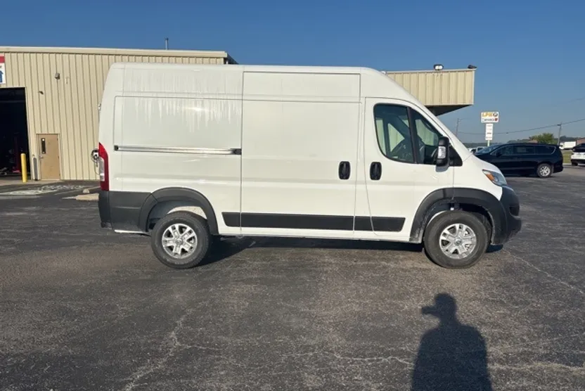 2025 Ram ProMaster 1500 SLT Cargo Van High Roof photo 1