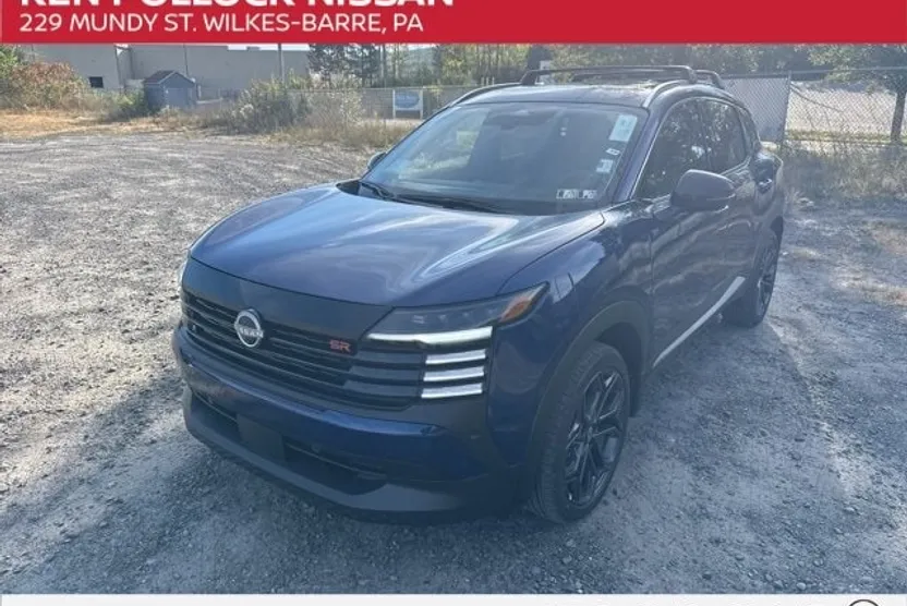 2026 Nissan Kicks SR photo 1