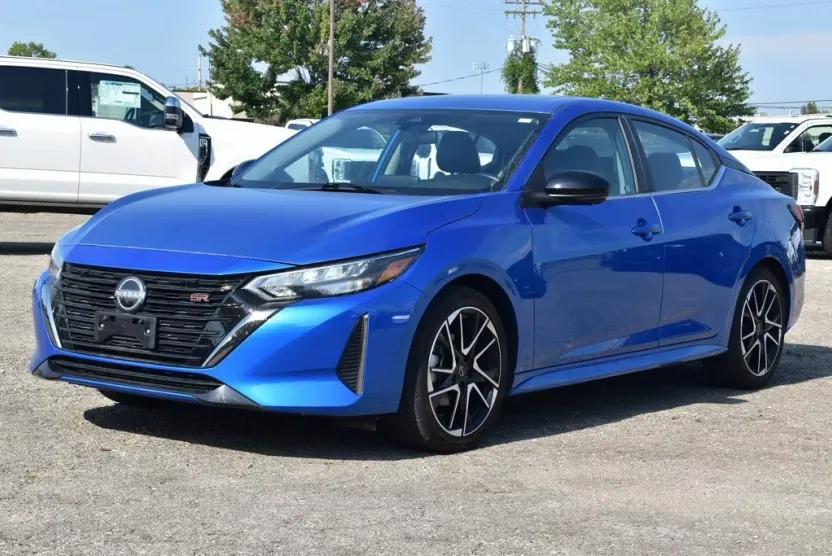 2024 Nissan Sentra SR photo 1