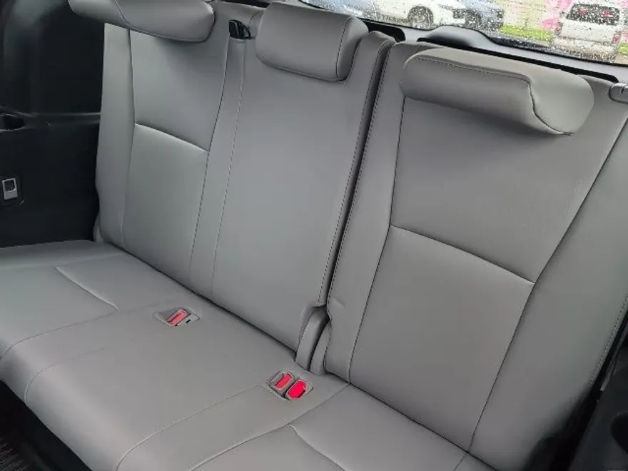 2020 Toyota Highlander Hybrid Limited photo 1