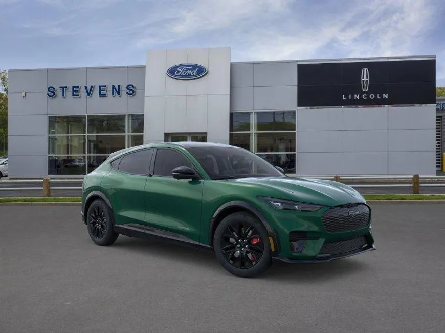 2025 Ford Mustang Mach-E Premium photo 1