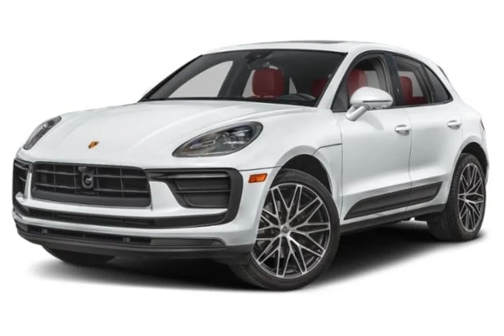 2026 Porsche Macan T photo 1