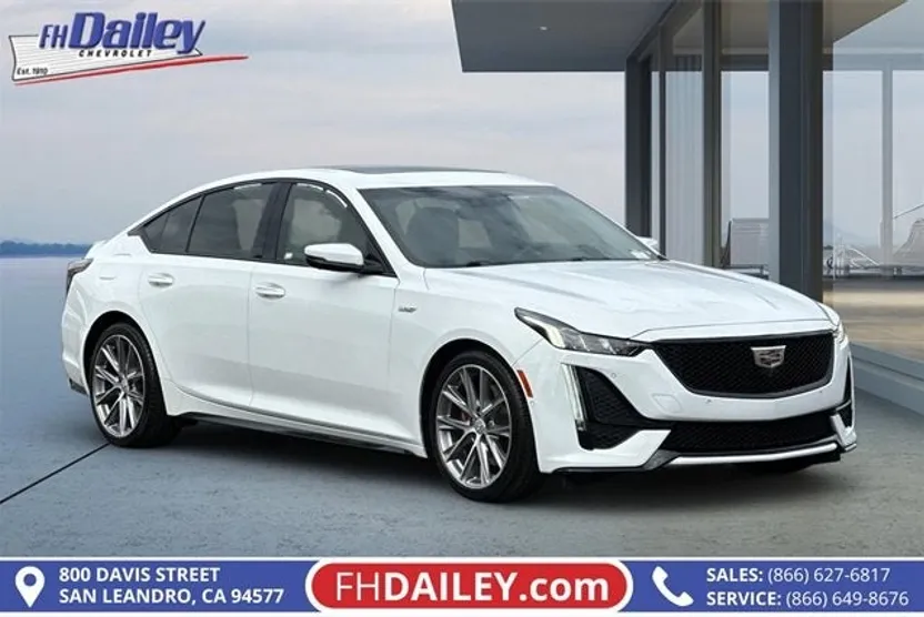 2023 Cadillac CT5 V photo 1