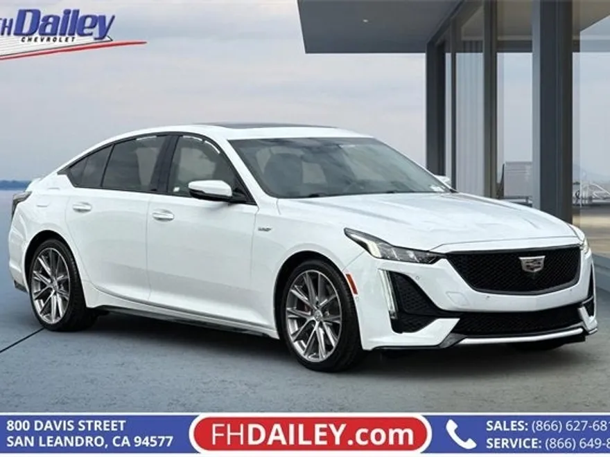 2023 Cadillac CT5 V photo 1
