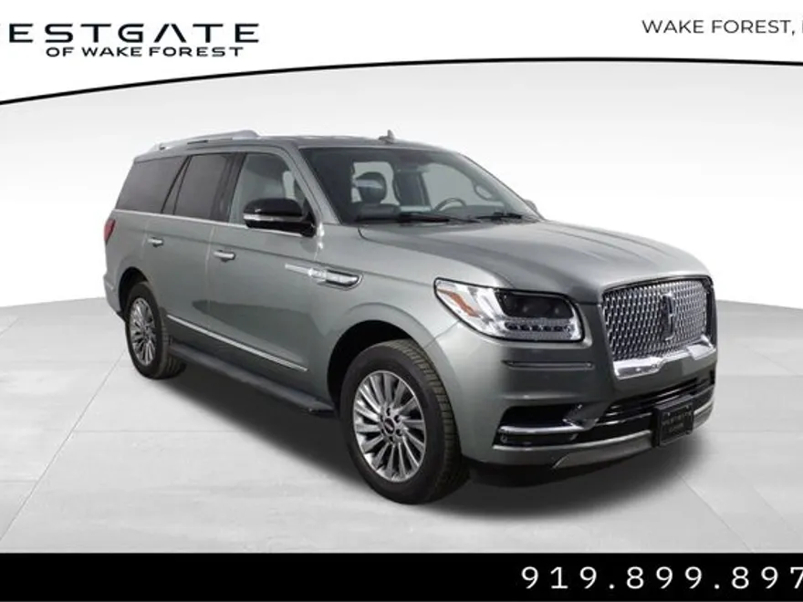 2019 Lincoln Navigator Standard photo 1