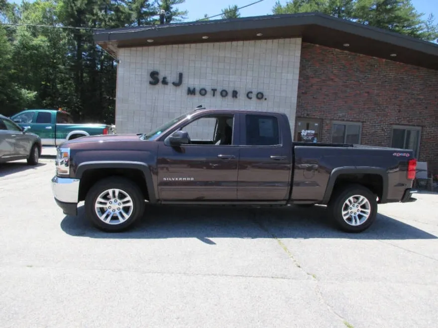 2016 Chevrolet Silverado 1500 LT photo 1
