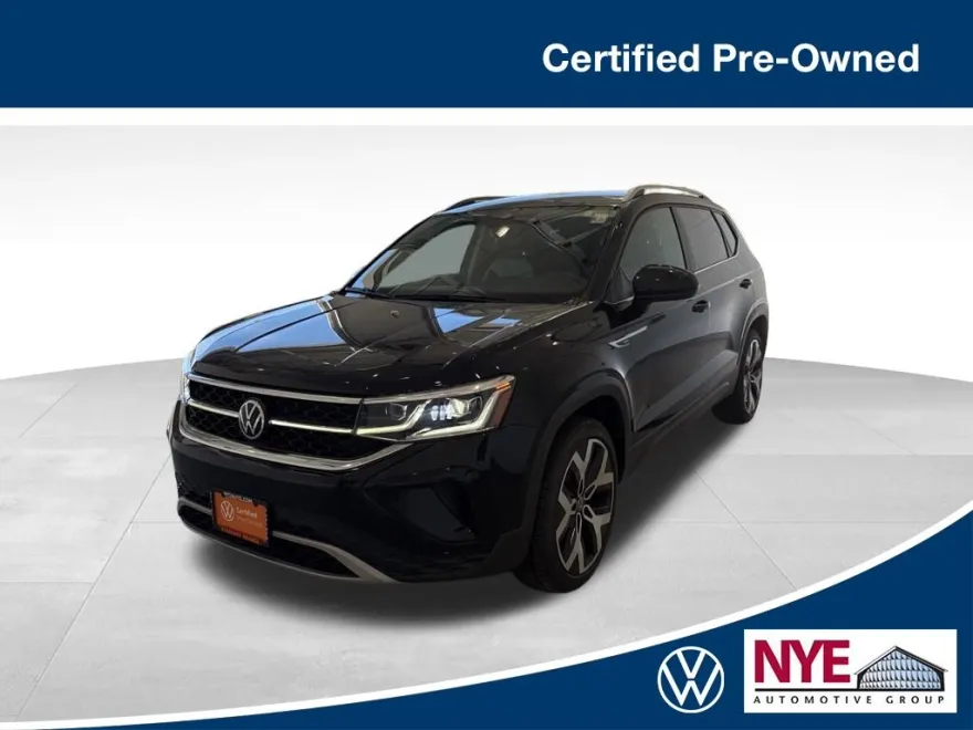2022 Volkswagen Taos SEL photo 1