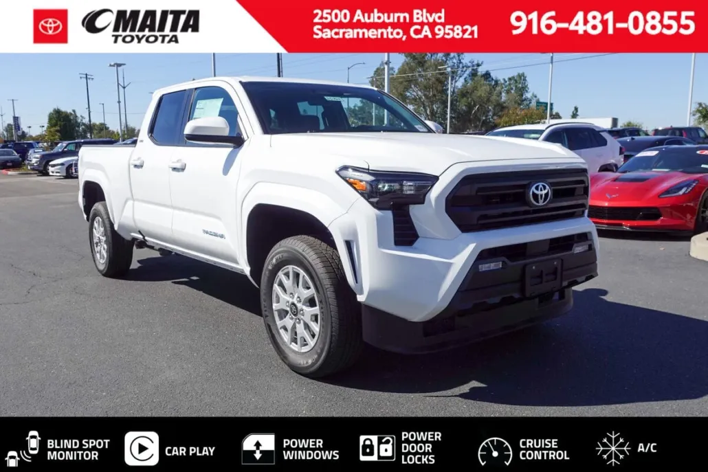 2025 Toyota Tacoma SR5 photo 1