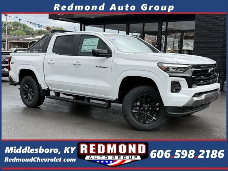 2025 Chevrolet Colorado Z71 photo 1