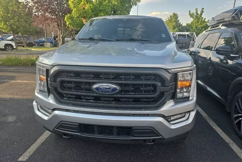2022 Ford F-150 XLT photo 1