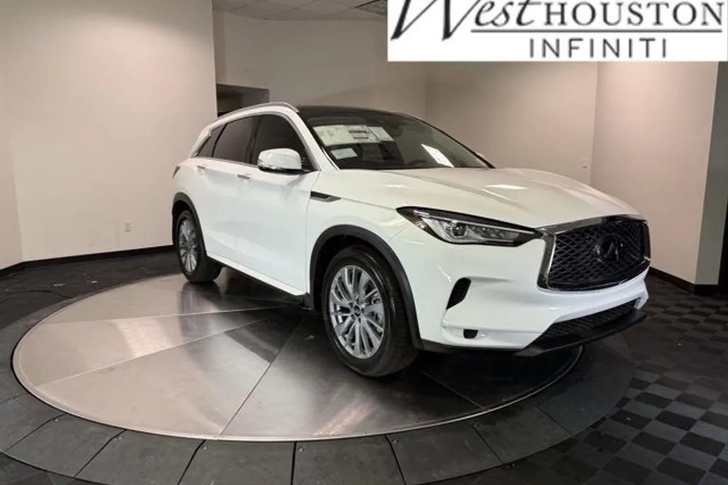 2025 Infiniti QX50 Luxe AWD photo 1