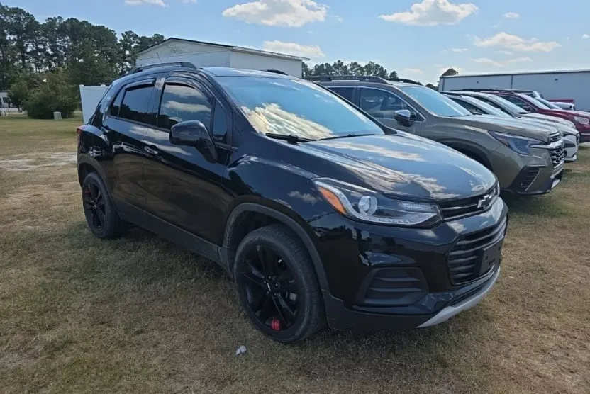 2019 Chevrolet Trax LT photo 1