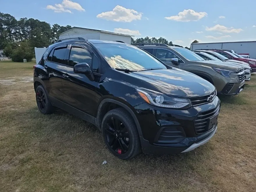 2019 Chevrolet Trax LT photo 1
