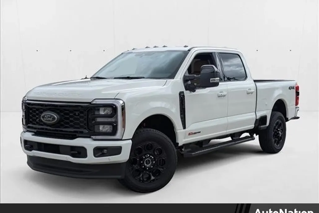 2026 Ford F-250 Lariat photo 1