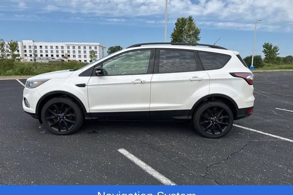 2018 Ford Escape Titanium photo 1