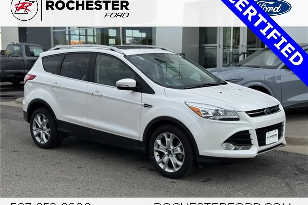 2016 Ford Escape Titanium photo 1